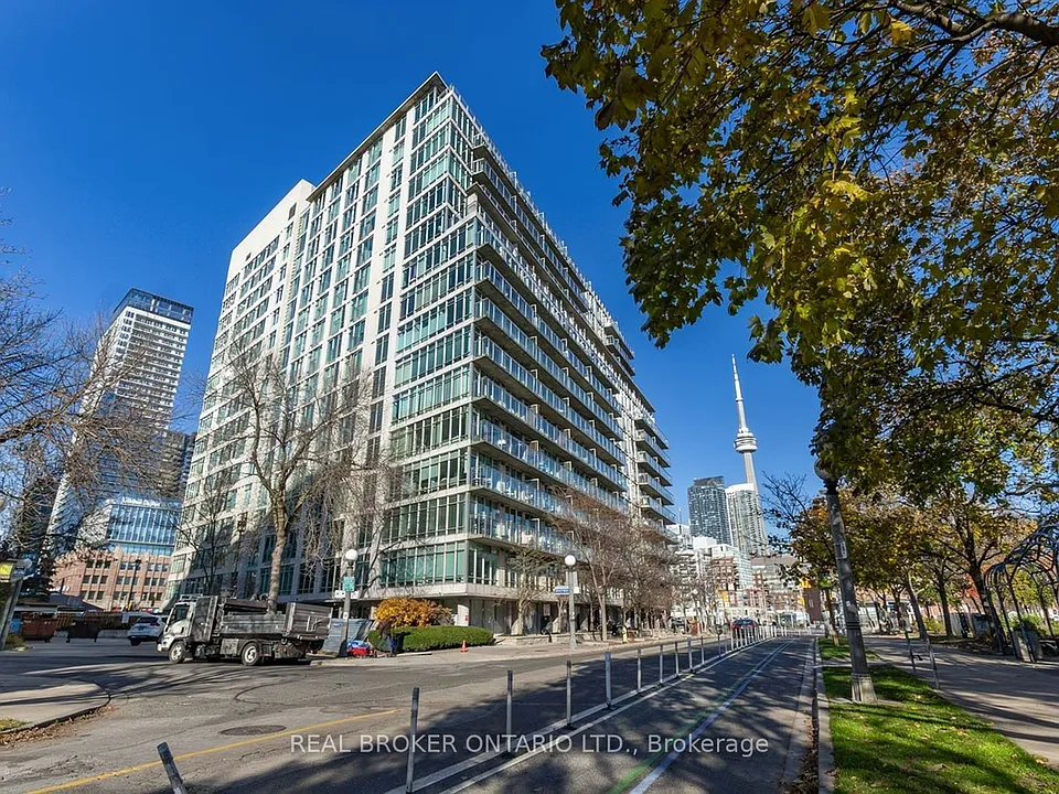 650 Queens Quay W #915