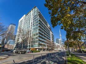 650 Queens Quay W