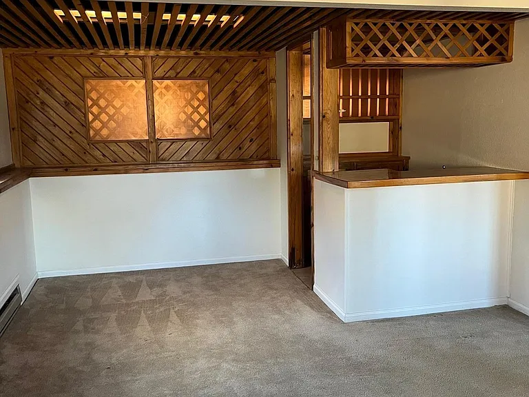 Wet Bar