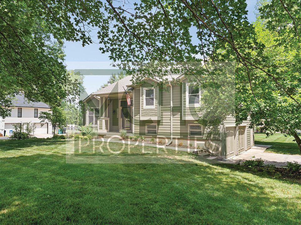 1st image of 10650 W 170th Ter