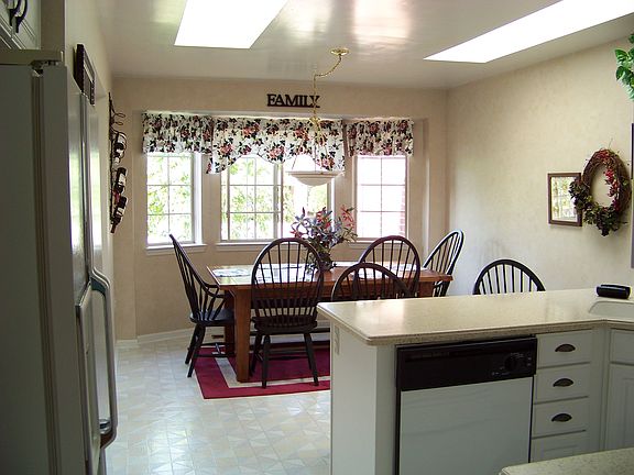 3rd image of 17198 Westgrove Dr