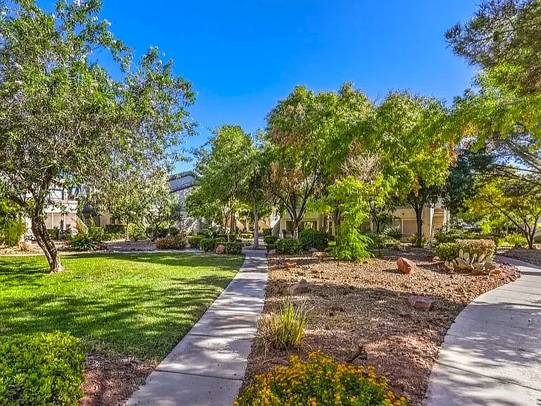 3136 Tarpon Dr #201 — Photo 14