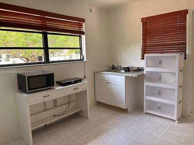 Breezeswept Estates 1st A — Photo 2