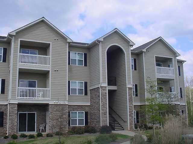 1st image of 3426 Town Creek Cir