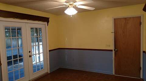 4th image of 360 SE Olustee Ave