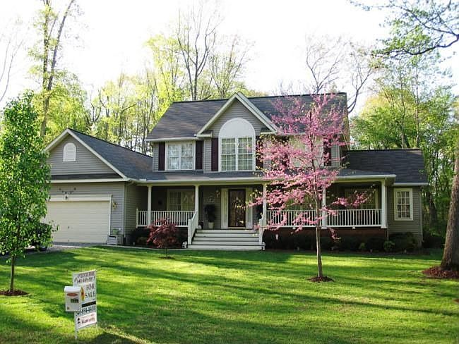 1st image of 45 Lakewood Landing Dr