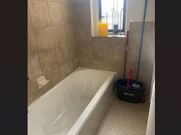 5th image of 463 E 178th St