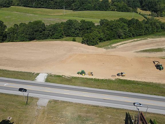 3rd image of 51 Highway N #51