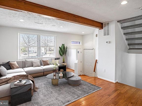 2nd image of 14169 Red River Dr #14169