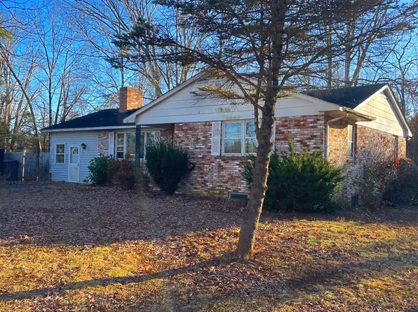 10393 Buchanan Dr, Bealeton, VA 22712