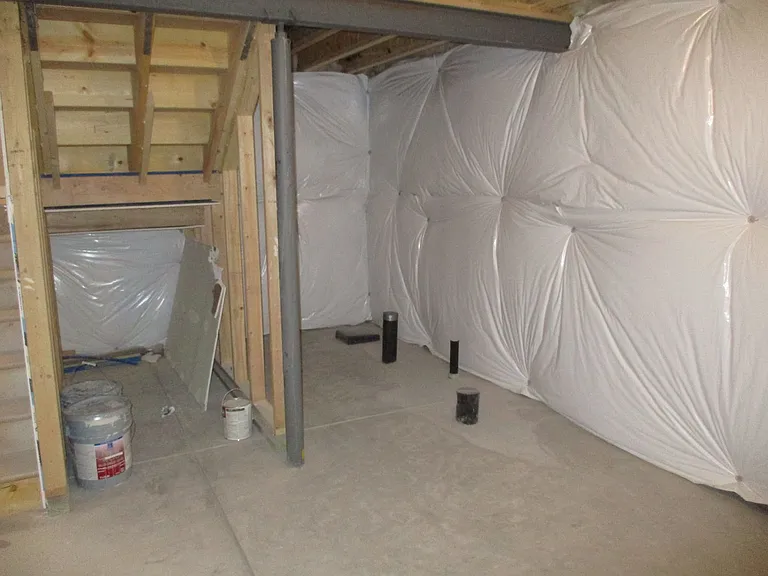 513 Hillsview Dr — Photo 23