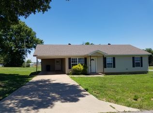 700 N 4th St, Marmaduke, AR 72443