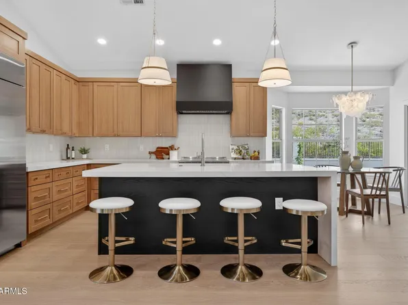 1635 E SILVERWOOD Drive, Phoenix, AZ 85048