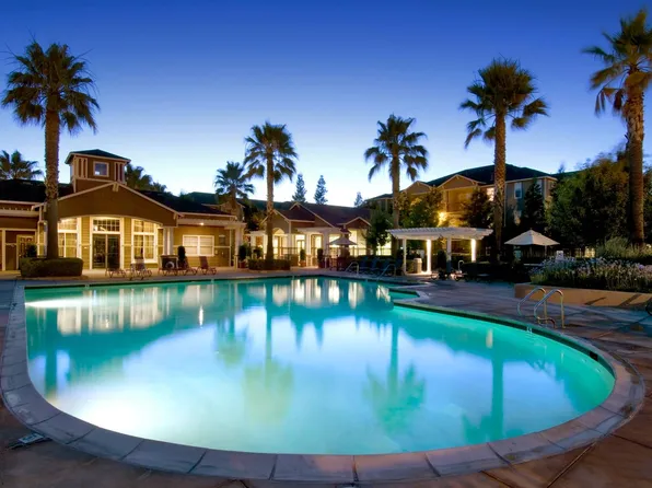 Fountains at Emerald Park