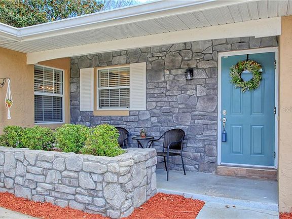 2nd image of 1097 Chokecherry Dr