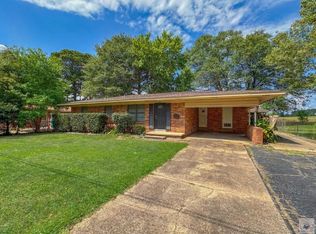126 Wood St, De Kalb, TX 75559
