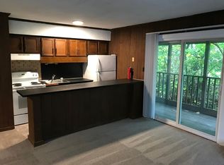 2327 15th St NE #2327, Hickory, NC 28601