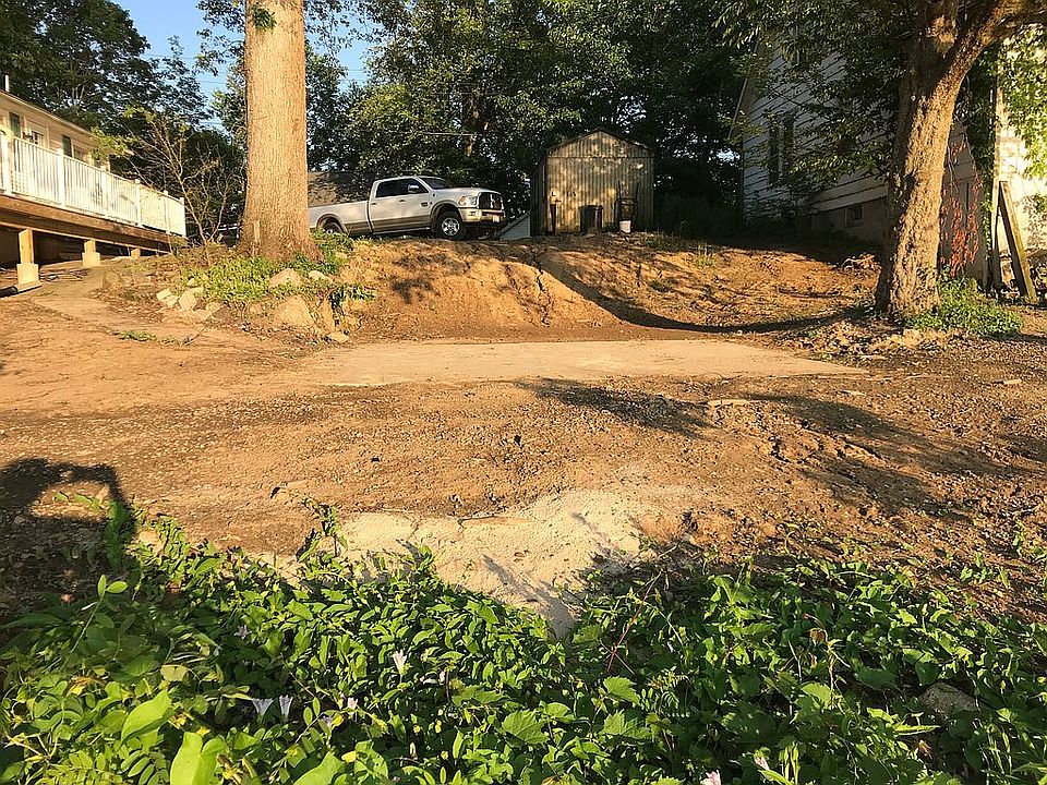 1st image of 11029 Newland Dr