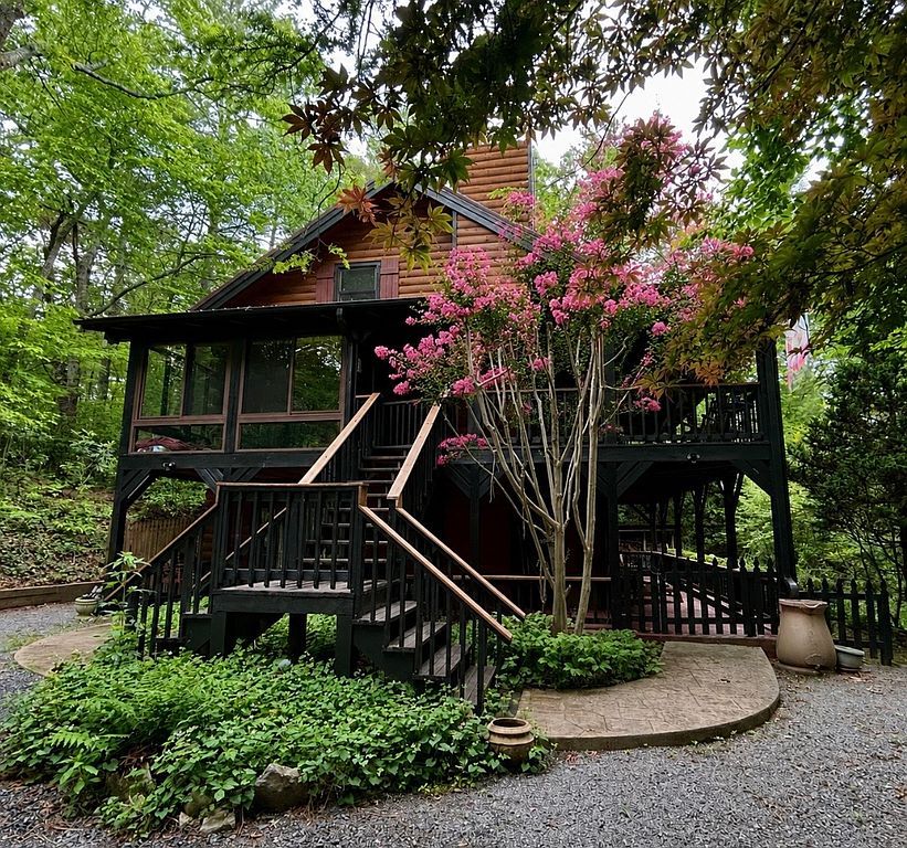 696 Top Of The Mountain Rd - Property Image