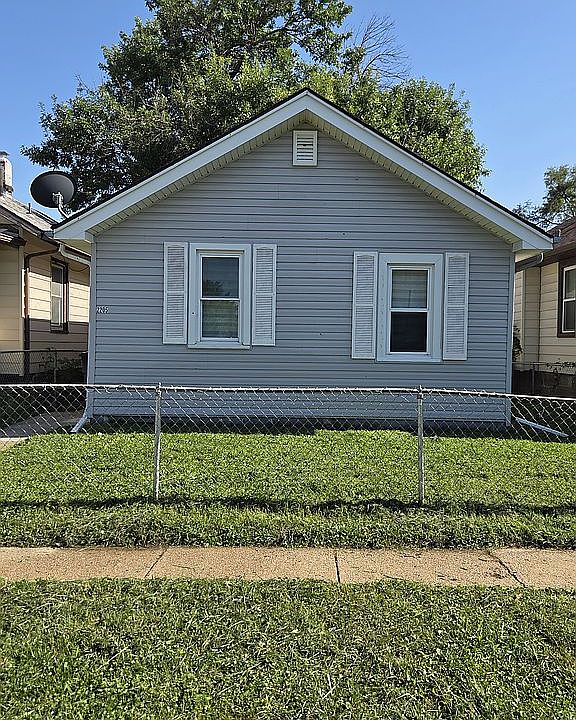 1st image of 2205 5th Ave