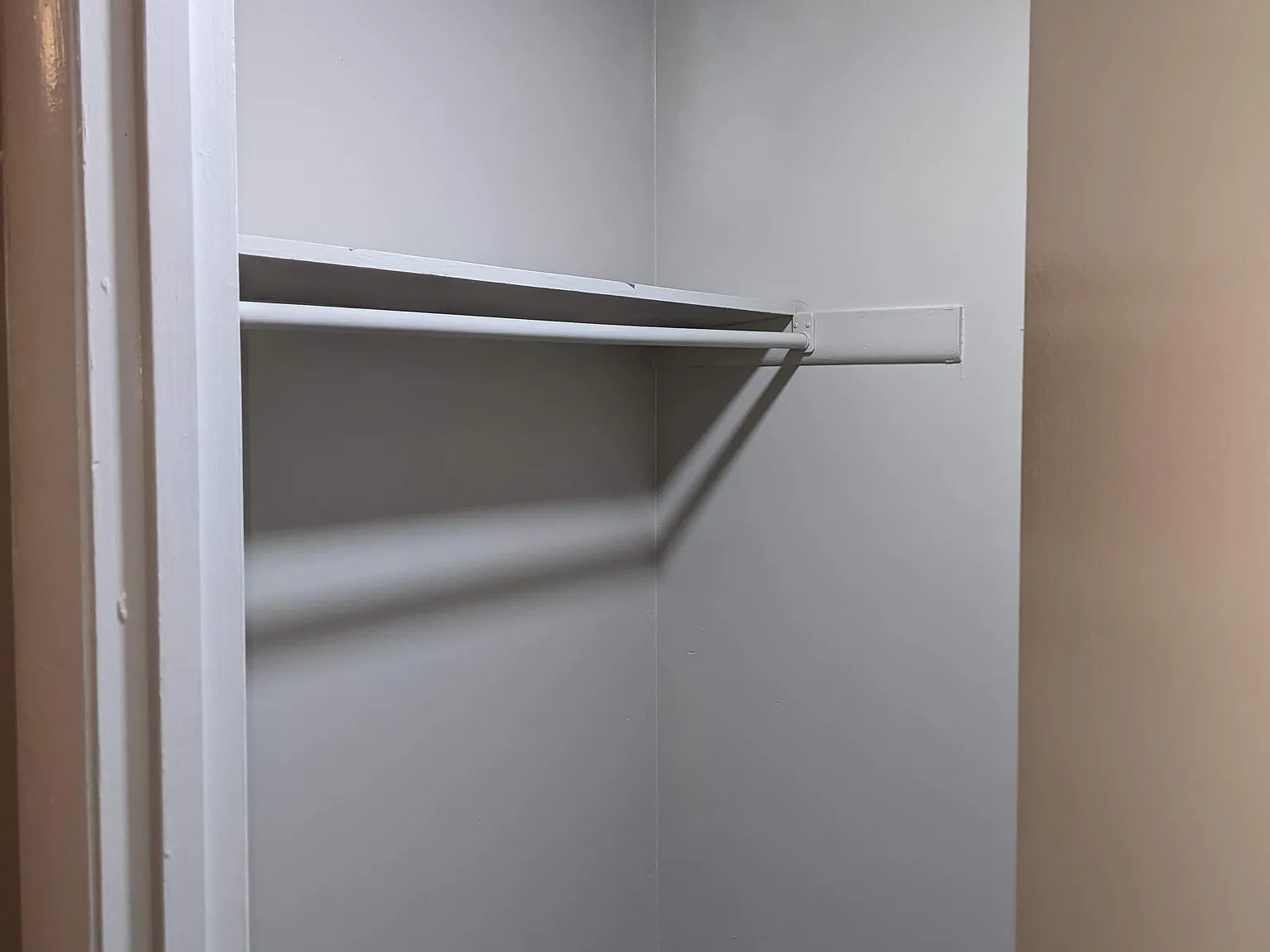 Redstone Garden Apartment — Photo 4