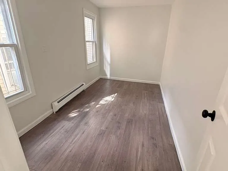 334 Pine St #1 — Photo 3