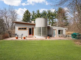 15 Relyea Ter, Wappingers Falls, NY 12590