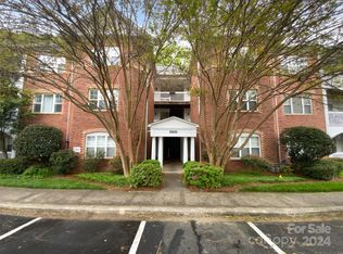 5601 Fairview Rd APT 5, Charlotte, NC 28209