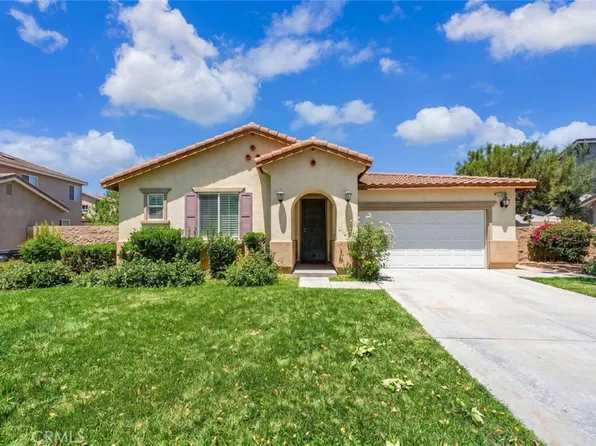 13180 Quarter Horse Dr, Corona, CA 92880