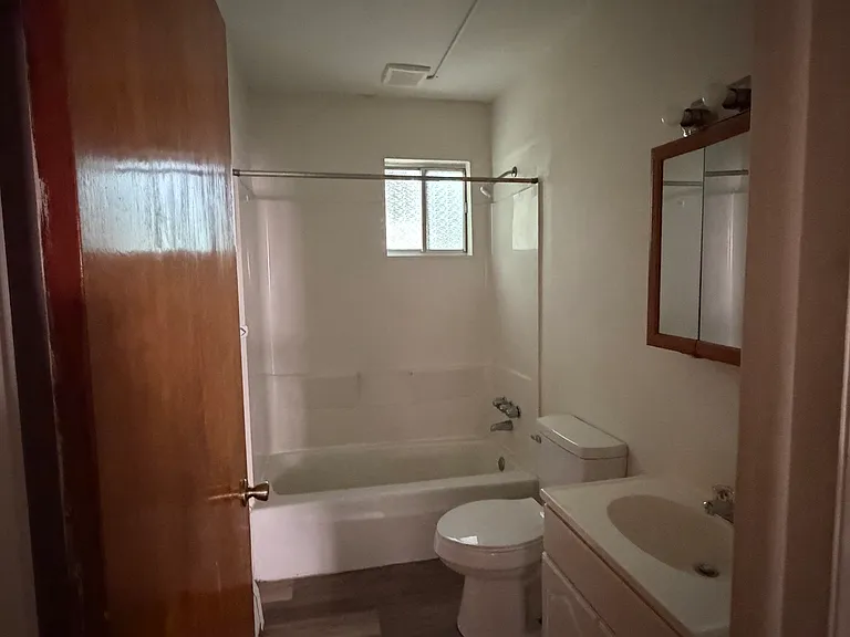 620 Walter St #613 — Photo 4