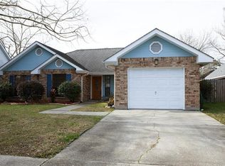 352 Longwood Dr, Destrehan, LA 70047