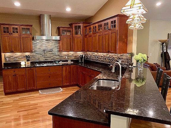 Custom Cabinetry 