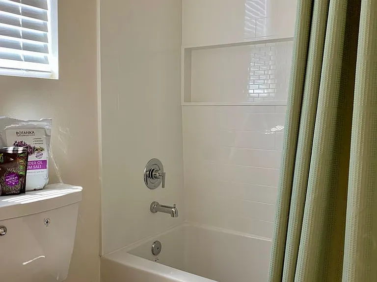 2050 Brighton Dr — Photo 7