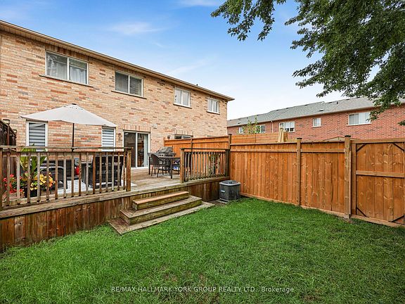 2nd image of 620 Bondi Ave