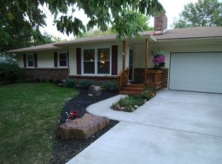 1527 S Maple St, Ottawa, KS 66067