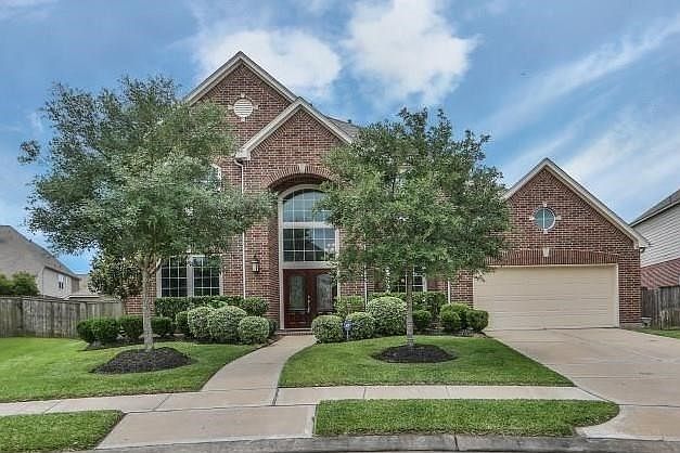 1st image of 2716 Greenblade Ct