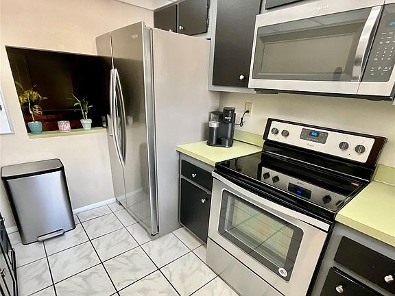 4th image of 8922 Palm Tree Lane #8922