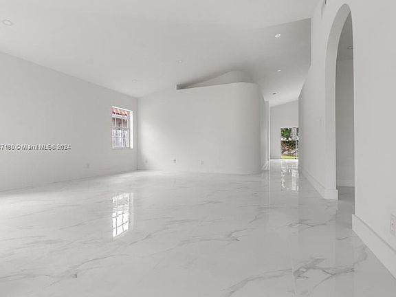 3rd image of 18408 NW 9th St