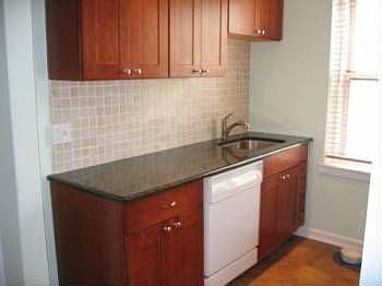 5th image of 140 Woodside Grn APT 3C