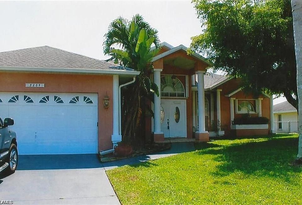 1st image of 3809 SW 2nd Ave