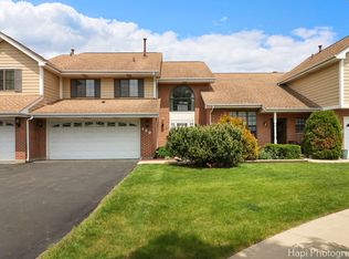 499 Sarah Ct, Wood Dale, IL 60191