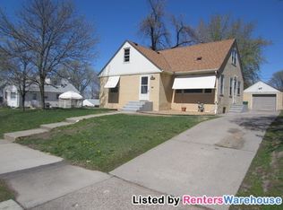 1739 5th St E, Saint Paul, MN 55106