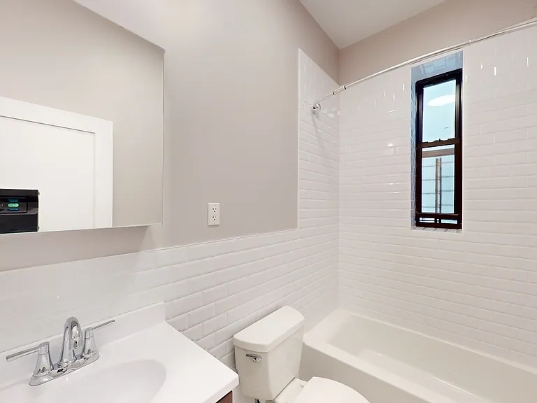 1061 Saint Nicholas Ave #4 — Photo 10