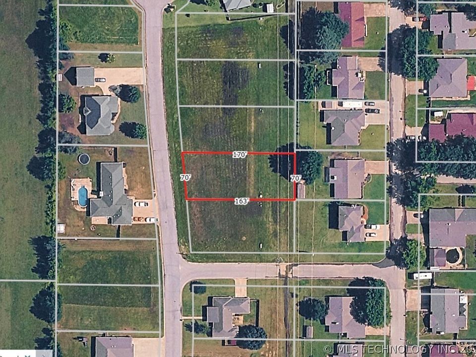 2nd image of 36684 Carter Ave