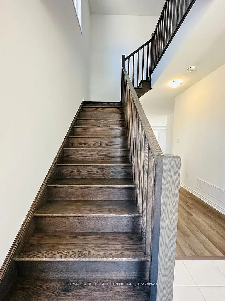 4 bed, $2,900 — Photo 3