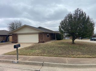 1000 Richmond St, Yukon, OK 73099