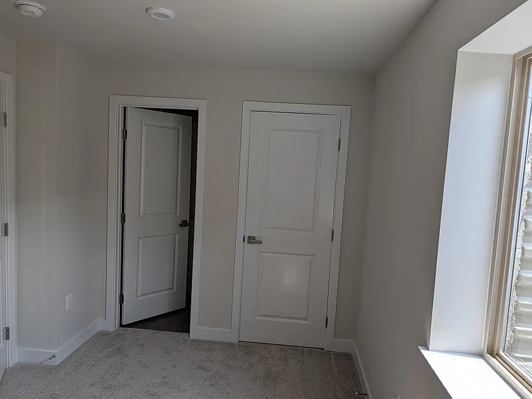 9711 Klamath Ct — Photo 23