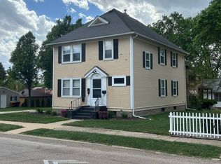 1403 18th St #1, Rockford, IL 61104