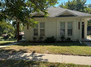 1820 Jones St, Saint Joseph, MO 64501