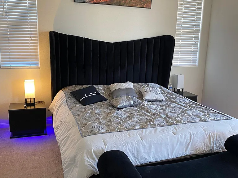 10512 Aurora Pl — Photo 8